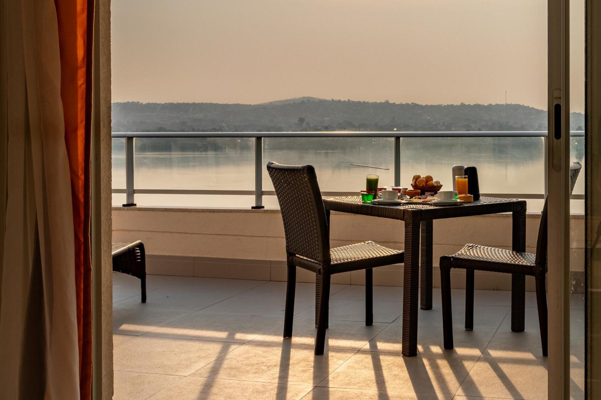 Esuites Lagoa Santa Lagoa Santa  Luaran gambar
